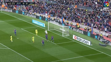Suárez, otra vez: gestos al linier tras anularle un gol ilegal