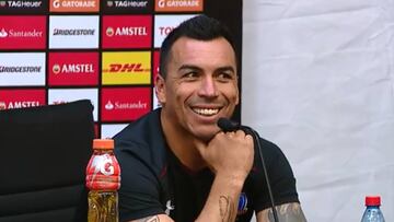 Con aplausos: el tributo a Paredes en la conferencia tras su r¨¦cord