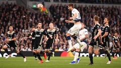 Ajax da el primer paso a la final