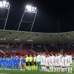 Los tifosi le dan la espalda al himno de Israel