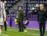 Sergio González en el banquillo del Estadio José Zorrilla.
