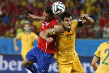 Eduardo Vargas durante el partido frente a Australia en el Mundial.