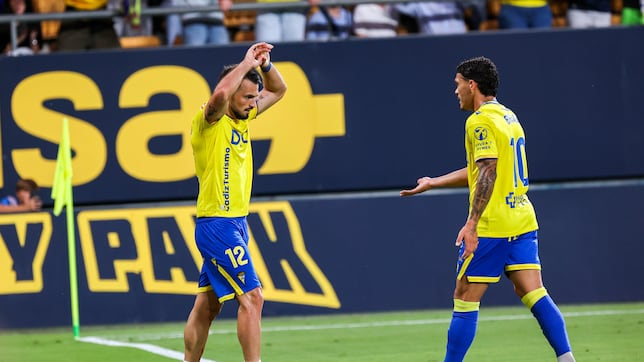 Tabatazde mete en ascenso directo al Cádiz