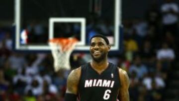 LeBron James, el líder de unos Heat que caminan con paso firme por los playoffs.