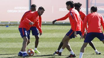 Koke, Lemar, Savic, Thomas y Juanfran, en el entrenamiento del Atlético.