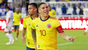 Juan Fernando Quintero en un partido de la Selección Colombia