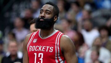 DALLAS, TX - DECEMBER 27: James Harden #13 of the Houston Rockets reacts against the Dallas Mavericks in the first half at American Airlines Center on December 27, 2016 in Dallas, Texas. NOTE TO USER: User expressly acknowledges and agrees that, by downloading and or using this photograph, User is consenting to the terms and conditions of the Getty Images License Agreement.   Tom Pennington/Getty Images/AFP
 == FOR NEWSPAPERS, INTERNET, TELCOS &amp; TELEVISION USE ONLY ==
