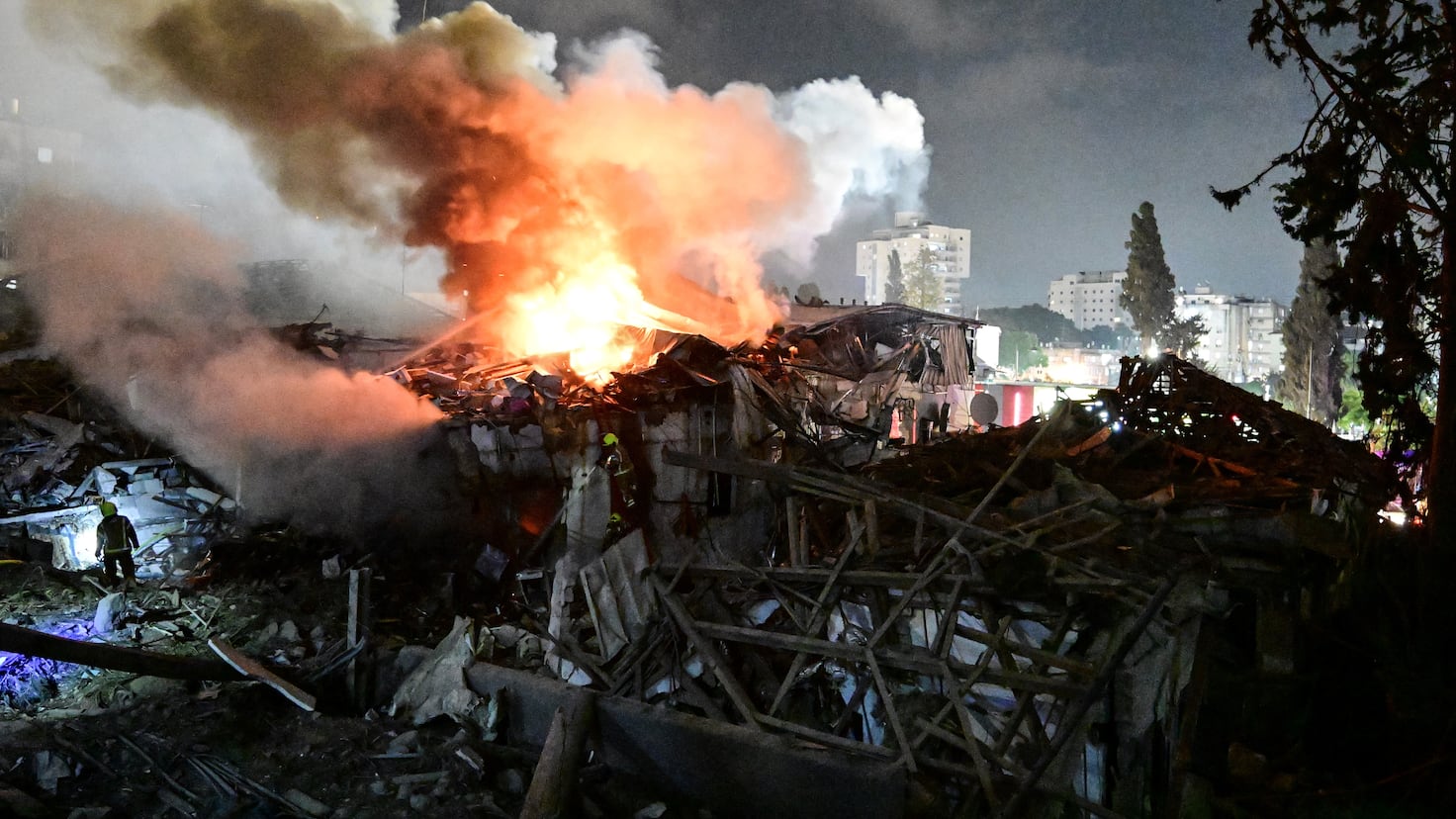 Irán Contraataca: Tensión Máxima Tras el Ataque de Israel - Cobertura en Vivo