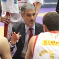 Fallece José Luis Abós, extécnico del CAI Zaragoza