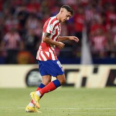 Nahuel Molina traslada a Llorente al medio y sienta a Pablo Barrios