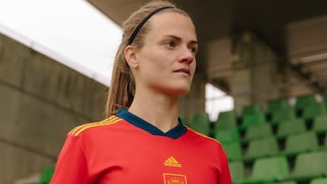 ¡Irene Paredes vuelve a La Roja!