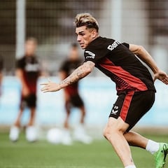 La guerra Real Madrid-Atletico por Iker Bravo se aviva