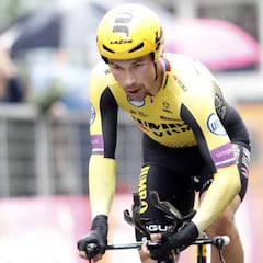 Roglic asesta otro duro golpe a sus rivales en la crono
