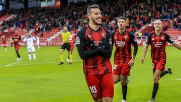 El Mirandés pasa por encima de un frágil Extremadura