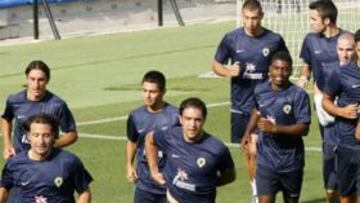 <b>RETORNO. </b>Los jugadores del Hércules, durante su primera sesión a las órdenes de Mandiá.