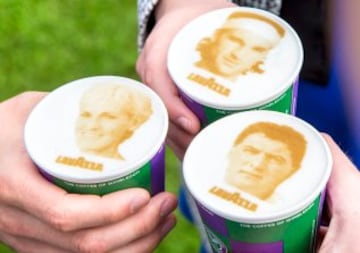 La divertida manera de servir café en Wimbledon