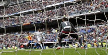 Cristiano anota el tercero para el Real Madrid.