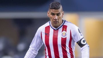 Carlos Salcido, Chivas