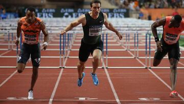 Sergey Shubenkov se impone a Hansle Parchment y Orlando Ortega en la prueba de 110 metros vallas en la Diamond League de Mónaco de 2019.