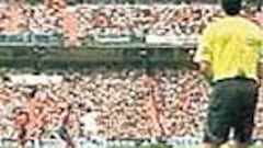 Isidoro San José: "Pernía debió ser expulsado por agredir a Raúl"