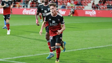 Rodrigo Riquelme celebra su gol ante el Fuenlabrada.