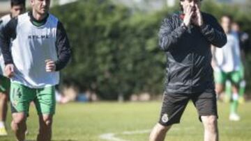 Menéndez en su primera sesión.