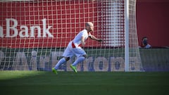 Isi, del Rayo, celebra su gol ante el Mallorca.