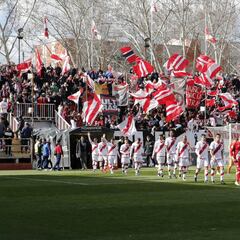 Vallecas se volcará para reconquistar el liderato