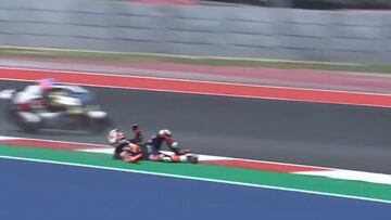 La secuencia es escalofriante: vean cómo paso Ogura cuando Acosta se fue al suelo