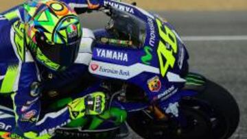 Valentino Rossi con la Yamaha en Jerez.