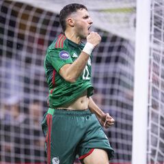 Santiago Giménez, en el top 3 de mayor valor de transferencia en Concacaf