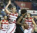 El Manresa gana por fin y funde al Estu con 18 triples