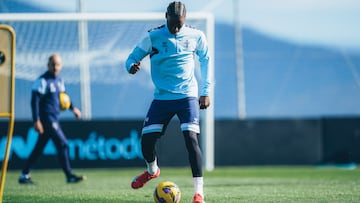 Ilaix Moriba, centrocampista del Celta, durante un entrenamiento.