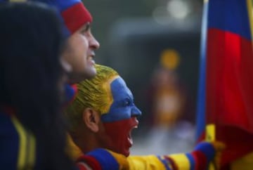 Los hinchas colombianos y argentinos mostraron gran ambiente en Sausalito 