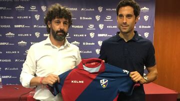 Etxeita ve¨ªa "necesidad de salir" de Bilbao para sentirse futbolista