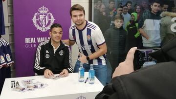 Ben Arfa se da un baño de multitudes con su nueva afición