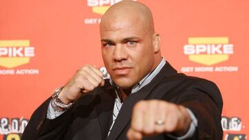 El campeón olímpico en 1996 reveló en la edición más reciente de RAW que su último enfrentamiento como profesional será contra el peleador texano.