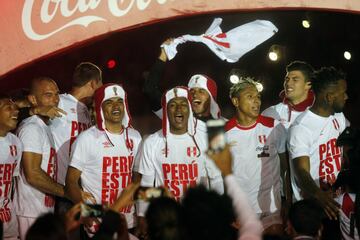 Peru's players celebrate after a play-off qualifying match for the 2018 Russian World Cup against New Zealand in Lima, Peru, Wednesday, Nov. 15, 2017. Peru beat New Zealand 2-0 to win a two-leg playoff and earn the 32nd and last spot in the World Cup field in Russia.(AP Photo/Rodrigo Abd)