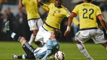 Jeison Murillo y Cristian Zapata fueron los hombres de confianza en la defensa colombiana. 