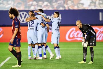 0-2. Joao Félix celebró el segundo gol.