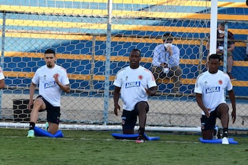 La Selección Colombia realizó la última práctica antes de enfrentar a Uruguay en los cuartos de final de la Copa América. El equipo de Reinaldo Rueda sufrió la baja de último momento de Matheus Uribe que no podrá disputar más el certamen. 