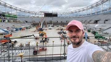 “Miami Freedom Park, muy pronto. Viaje rápido para comprobar el progreso de nuestro nuevo hogar y no puedo creer lo increíble que se ve. Tuve que ser el primero en patear un balón en este estadio”, escribió Beckham en su publicación en Instagram.