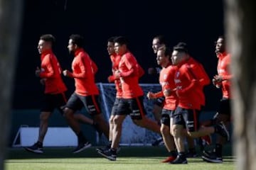 La Roja inició su preparación para la China Cup