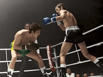 El siguiente en tocar la gloria fue Pedro Carrasco. El 5 de noviembre de 1971 ganó el Mundial WBC del ligero al vencer, en Madrid al estadounidense Mando Ramos. Fue el inicio de una trilogía épica para nuestro boxeo. Las dos siguientes peleas (Los Ángeles y de nuevo Madrid) cayeron del lado del californiano. Eso no quita que Carrasco haya sido recordado como uno de los púgiles más talentosos de siempre. Solo perdió tres combate en sus 110 combates como profesional. Fuera del ring gozaba también de una extraordinaria popularidad, más todavía cuando se casó con la cantante Rocío Jurado.