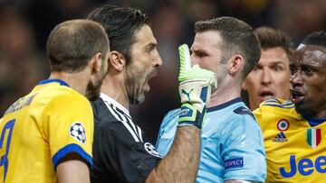 Lineker: "El comportamiento de Buffon estuvo fuera de lugar"