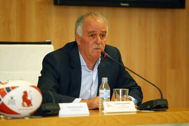 Pablo Feijoo: "Hay que vertebrar y estructurar el rugby 7 espa?ol"