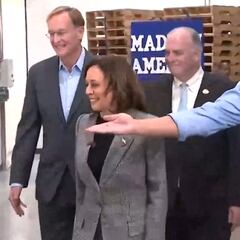 Kamala Harris channels ‘Veep’ in hilarious semiconductor plant visit