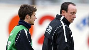 <B>LISTO</B>. Benítez dio descanso al argentino ante el Rayo Vallecano y podrá contar con él ante el conjunto de Capello.