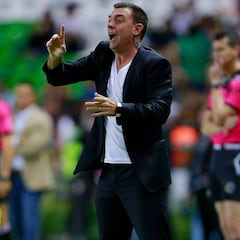 El milagro de Pablo Guede en Morelia: del puesto 15° a semis