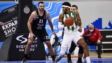 Shawn Dawson, jugador del Joventut, durante el partido contra el Partiz&aacute;n de Belgrado.